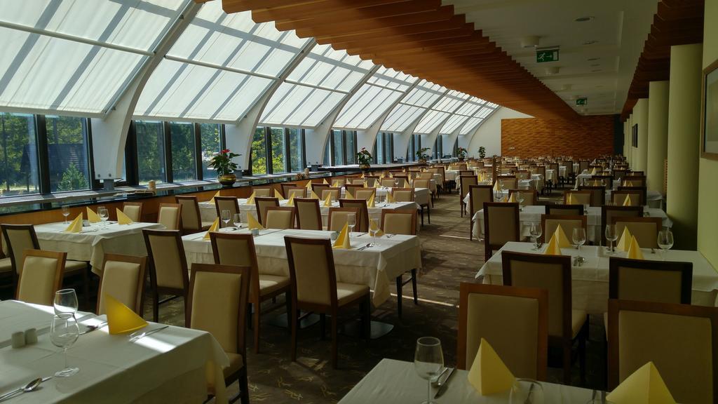 Hotel Spik Краньска Гора Экстерьер фото