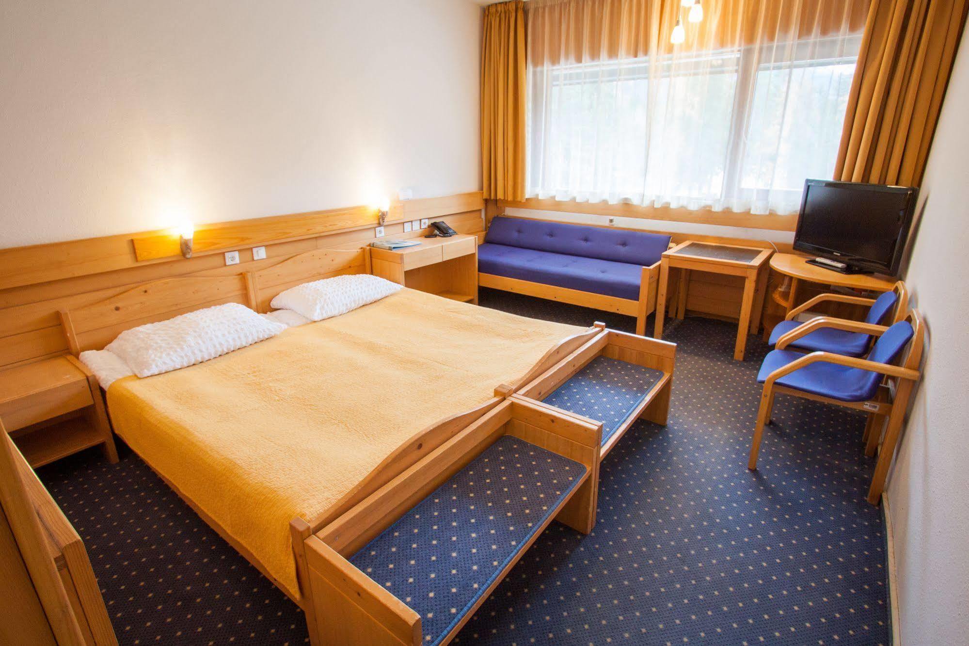 Hotel Spik Краньска Гора Экстерьер фото