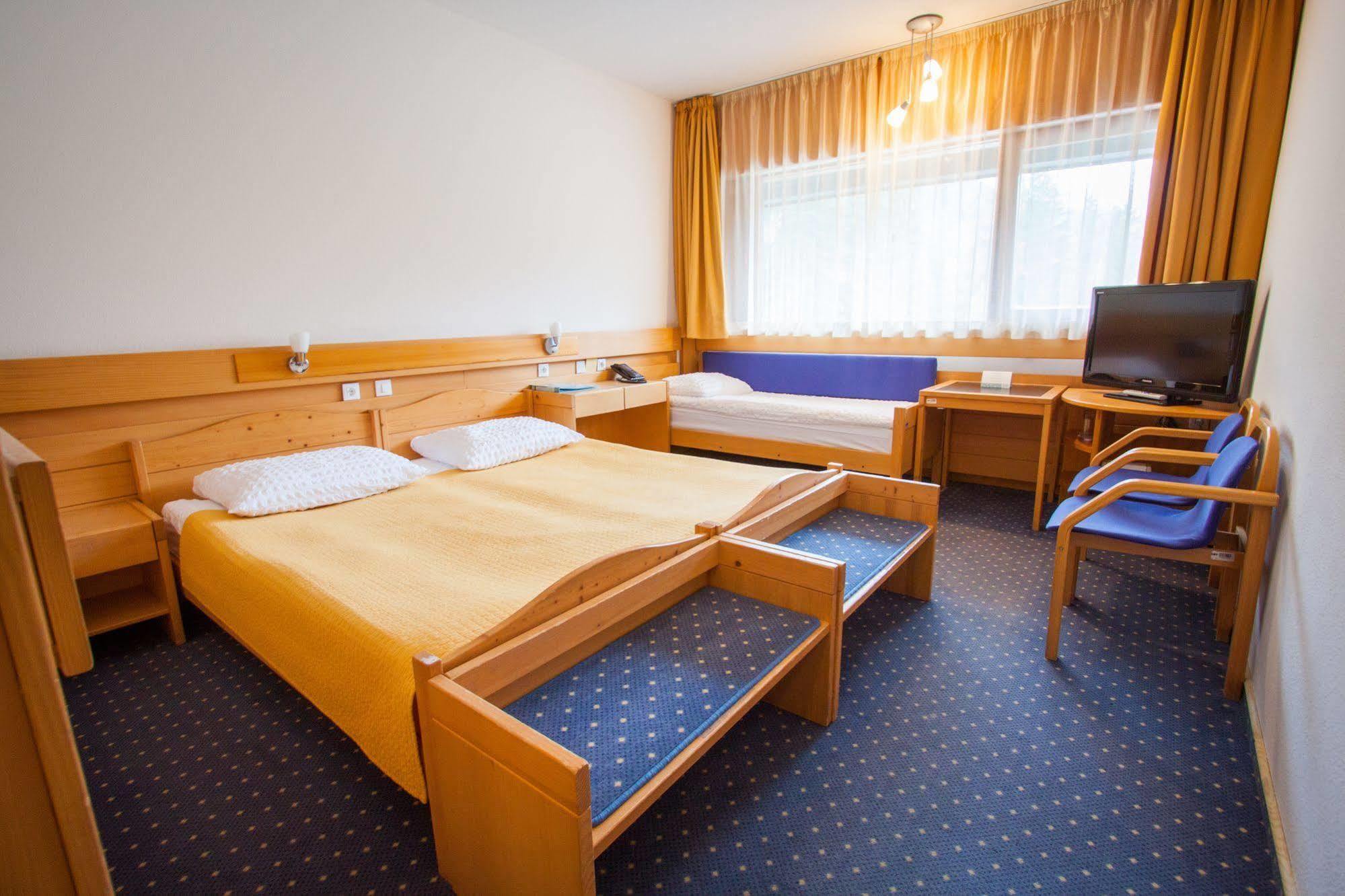 Hotel Spik Краньска Гора Экстерьер фото